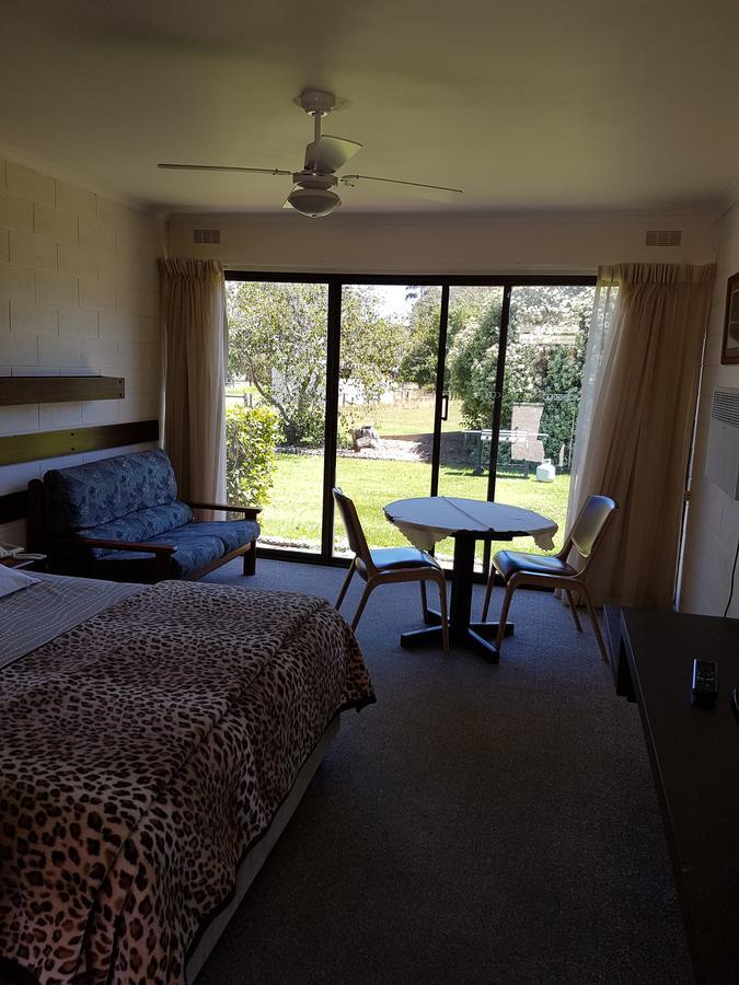 Toora Lodge Motel Exterior foto